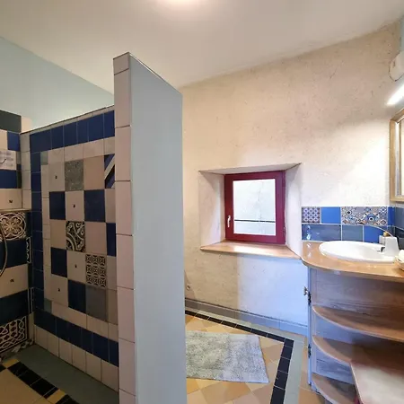 Landhaus Maison Authentique Au Coeur Du Village - 6 Pers. Rozier-Cotes-d'Aurec